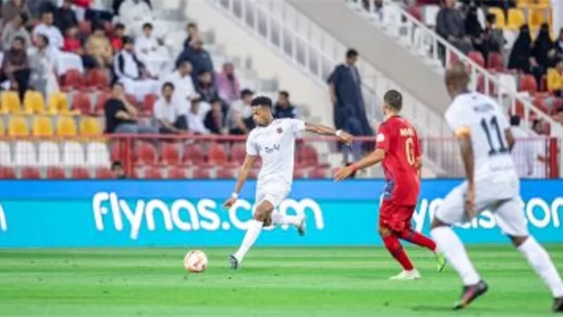 التعادل الإيجابي يحسم لقاء الرياض و ضمك بالدوري السعودي