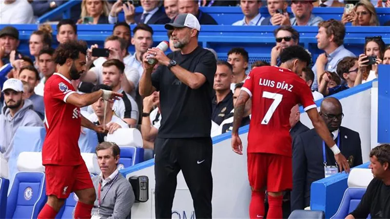 كلوب يعلق على رد فعل محمد صلاح الغاضب بعد استبداله أمام تشيلسي