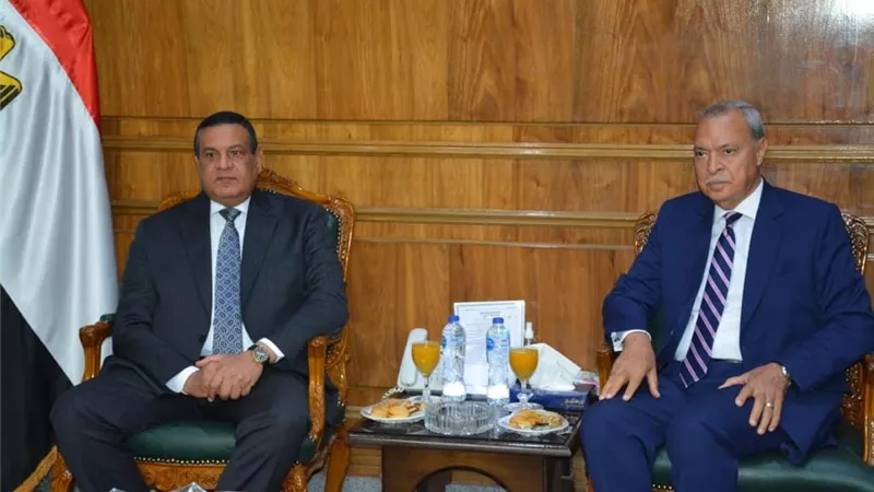 وزير التنمية المحلية يفتتح عدد من المشروعات التنموية بالقليوبية