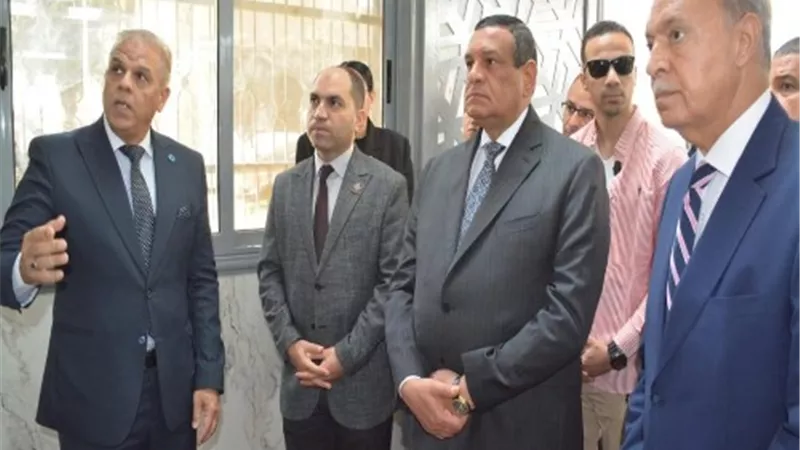 وزير التنمية المحلية ومحافظة القليوبية يفتتحان المركز التكنولوجي لخدمة المواطنين