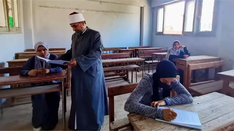 الجنيدى يتابع بدايةامتحانات شهادة ثانوية الأزهر بالشرقية