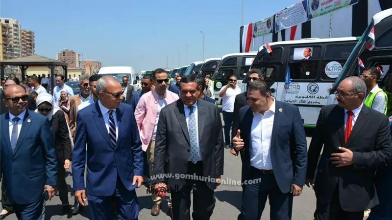 سيارات مكيفة تعمل بالغاز الطبيعى.. مشروع النقل الجماعى بالقليوبية