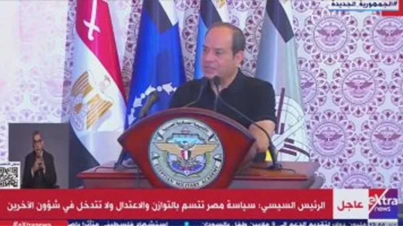 الرئيس: لدينا 6 شهور احتياطي من السلع.. والحكومة تعمل على إجراءات لتخفيف آثار الأزمة الاقتصادية