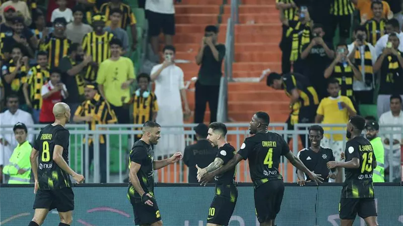 التعادل الإيجابى يحسم مواجهة الهلال أمام الفيحاء بالدوري السعودى