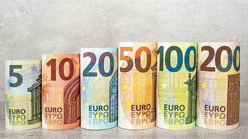 سعر اليورو اليوم الأحد 20-8-2023