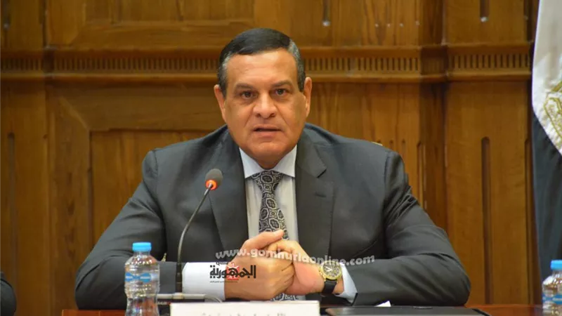 هشام آمنة: دورات للعاملين في المحليات لرفع أداء الخدمات للمواطنين