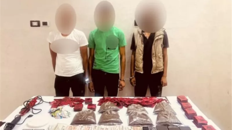 ضبط 3 أشخاص يصنعون المخدرات بالقاهرة