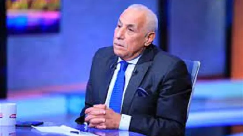 حسين لبيب: الزمالك يمر بفترة صعبة ويجب تكاتف رموز النادي .. فيديو