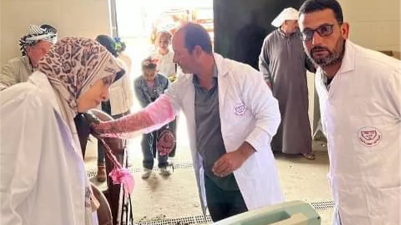 بيطري الشرقية يُجري المسح والتلقيح لـ٤ آلاف رأس ماشية