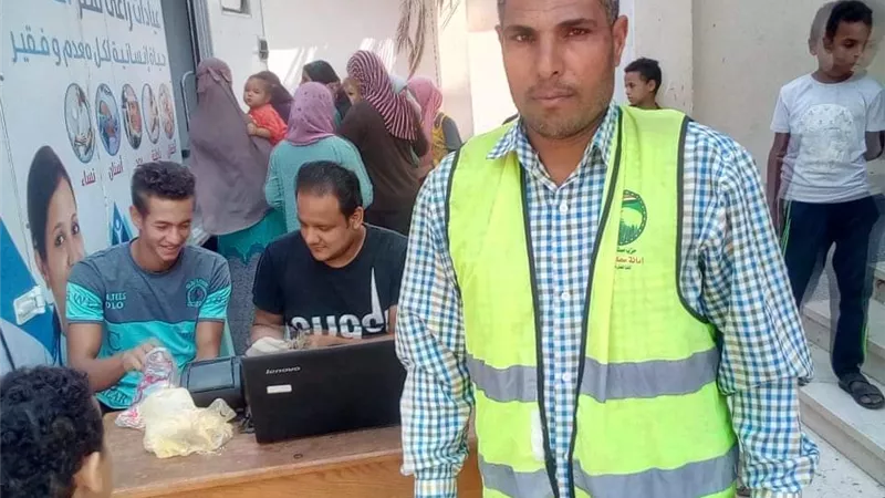 الكشف علي ١٥٠ حالة في قافلة 
