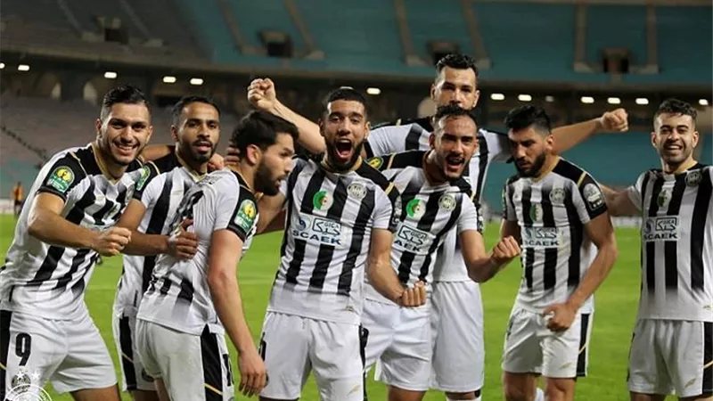وفاق سطيف الجزائرى يتعاقد مع 16 لاعبا جديدا