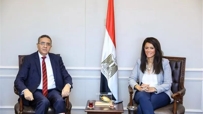 التعاون الدولي تلتقي السفير الهندي لبحث تعزيز التعاون المشترك