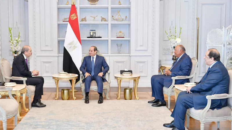 الرئيس والصفدي يؤكدان أهمية مواصلة زيادة التبادل التجاري بين مصر والأردن