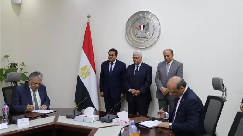بروتوكولات تعاون بين طب المنصورة ومديرية الشئون الصحية بالدقهلية