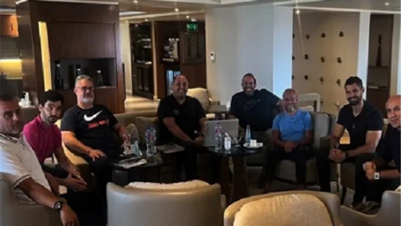ميكالي يجتمع بجهازه المعاون للترتيب لمعسكر المنتخب الأوليمبي