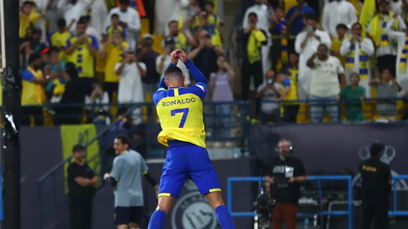 رونالدو بعد فوز النصر علي شباب أهلي دبي : لا تستسلم حتى النهاية