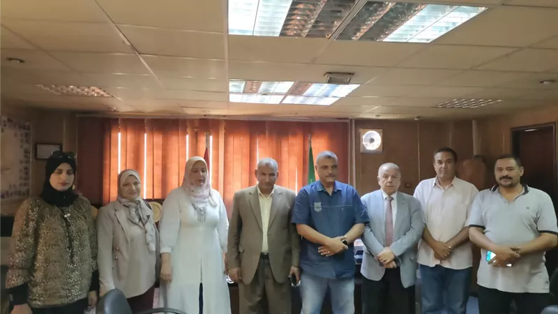 وزارة العمل تختتم برنامج تدريبى للفتيات