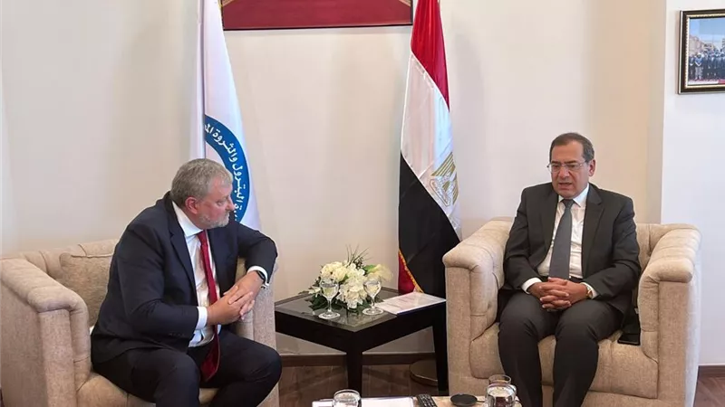الملا يلتقي وفد ترانس جلوب الكندية لتكثيف أنشطة البحث