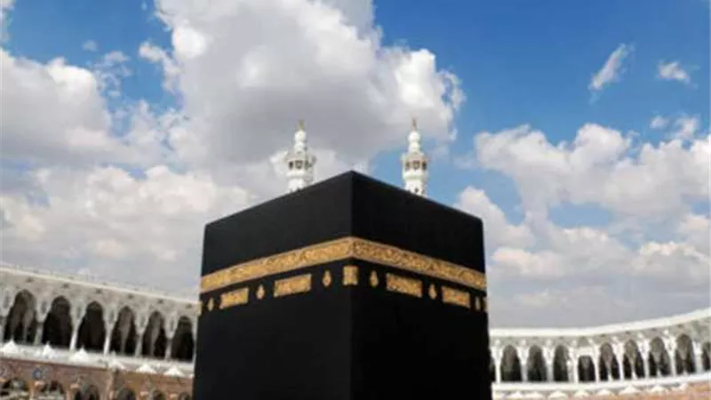 تختلف حسب المدة.. أسعار عمرة المولد النبوى الشريف 2023