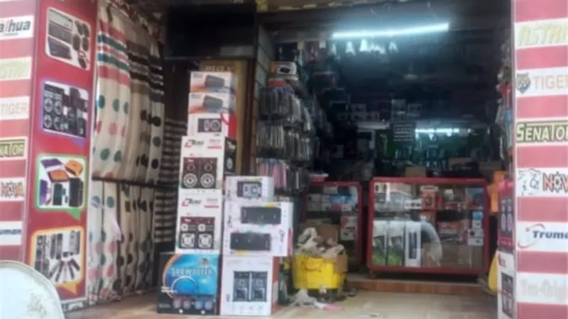 القبض على شخصين بـ51 جهاز ريسيفر في القاهرة