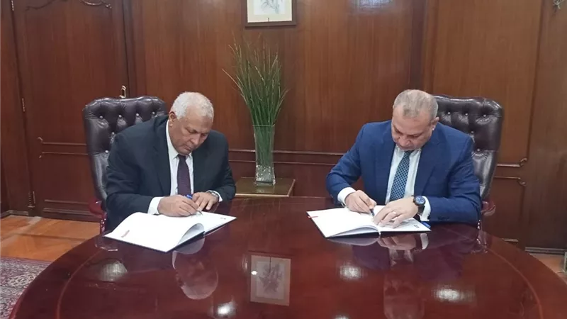 مذكرة تفاهم بين التنمية الحضرية والوادي الجديد