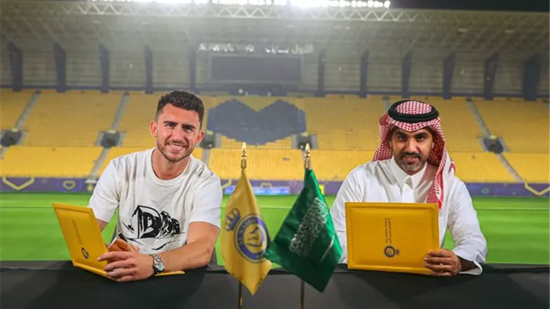 تعرف على رقم قميص لابورت مع النصر السعودى