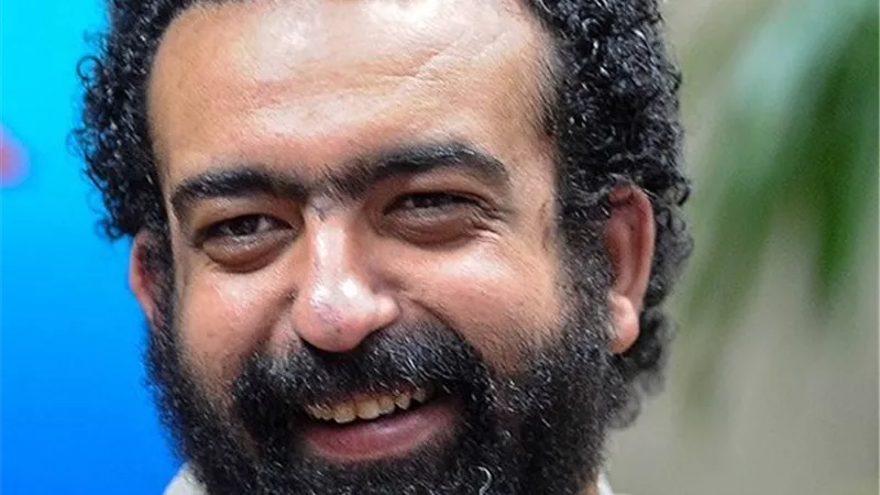 ماندو العدل مؤلف لأول مرة