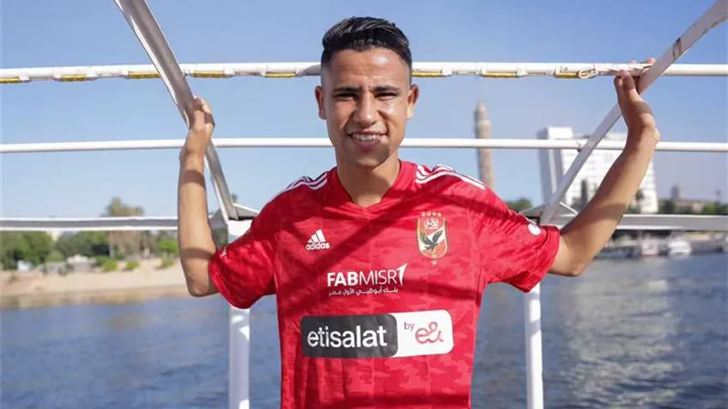 رضا سليم ينتظم فى تدريبات الأهلي على التتش