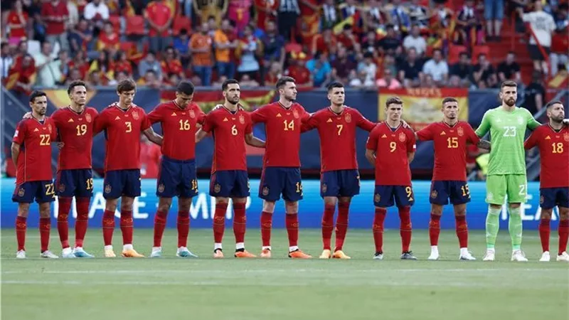 مهاجم ريال بيتيس : لن أعود للمنتخب الإسباني في وجود روبياليس