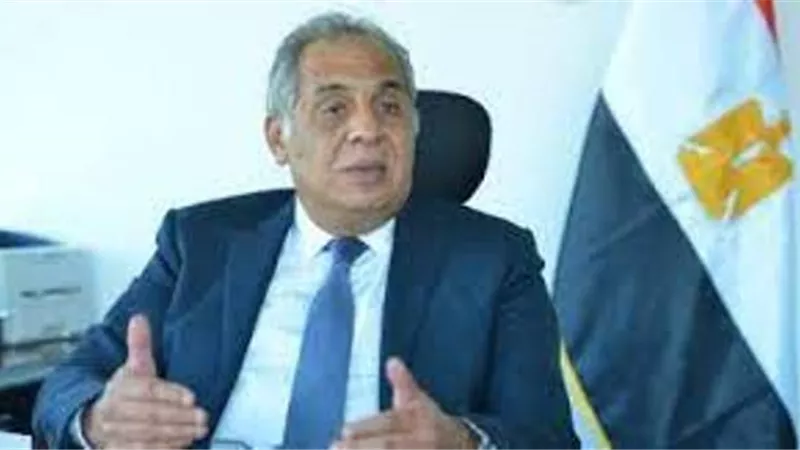 نائب وزير الاتصالات يكشف موعد تعميم الكارت الموحد على جميع المحافظات