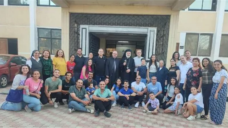 مطران الكاثوليك يفتتح مؤتمر العلمانيين المرسلين بسمالوط