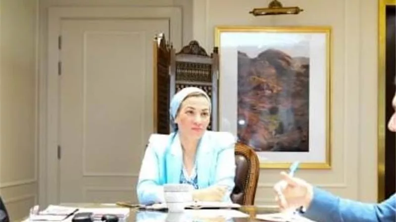 البيئة: تدشين أول دفعة من المعدات لتحويل شرم الشيخ لمدينة خضراء