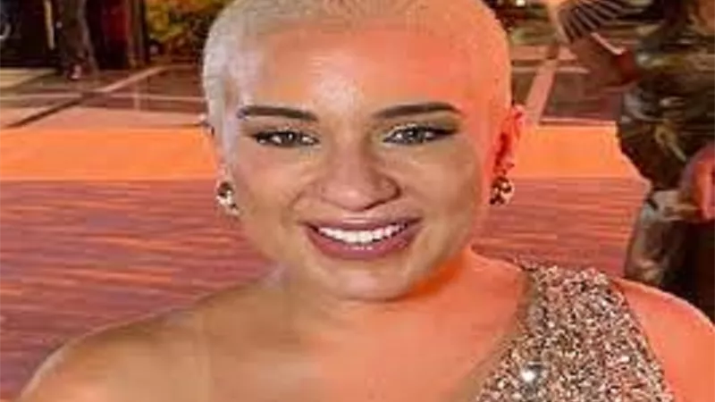 أسما شريف منير توجه رسالة لوالدها بعد دعمها لحلاقه شعرها