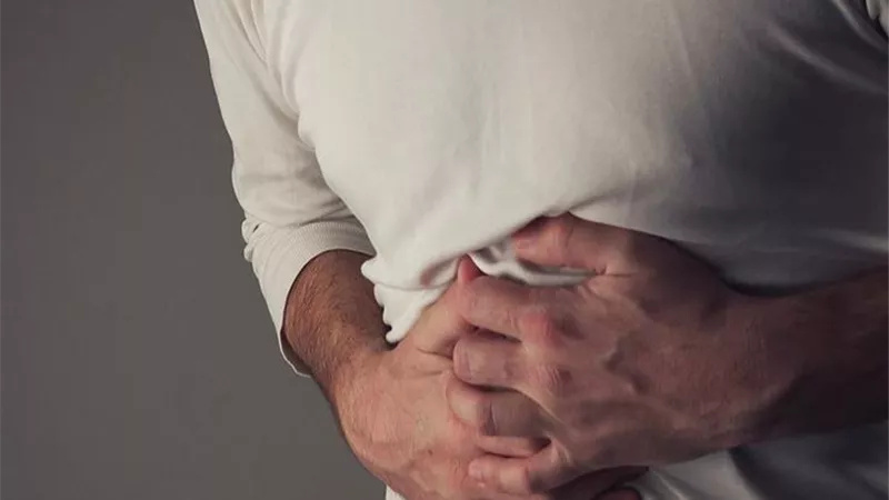 المصاب بالجرثومة .. احذر من الاطعمة الـ 10؟