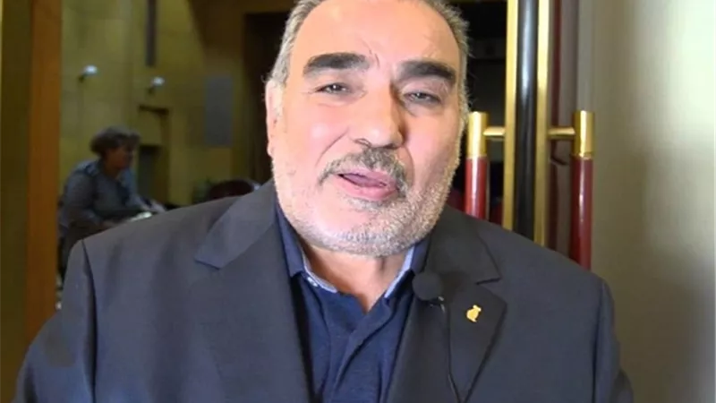 سيد صادق: 