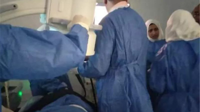إجراءمنظار قنوات مرارية لمريض كبيرالسن بحميات قنا