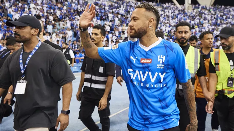 سبب استبعاد نيمار من مواجهة الهلال والاتفاق