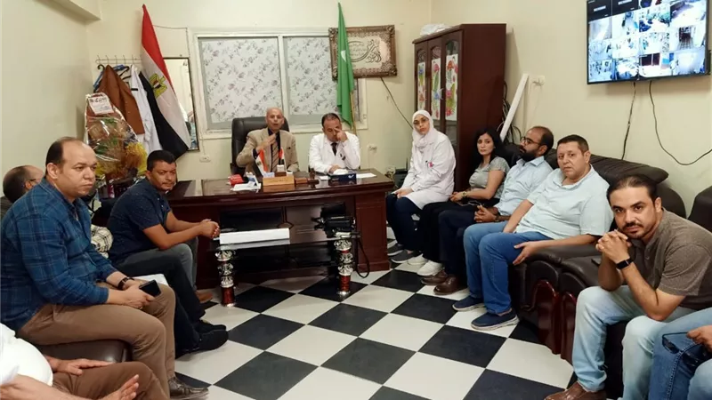 مديرصحة الشرقية يناقش البرنامج الوظيفي لمستشفى منياالقمح