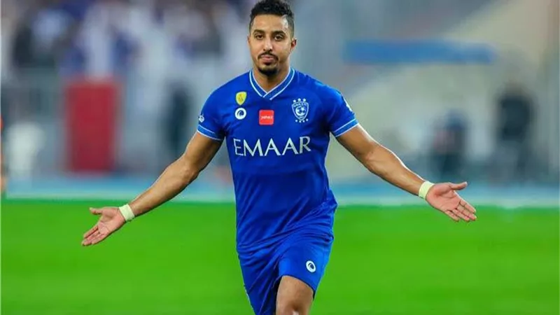 فيديو .. الدوسرى يضيف الثانى للهلال أمام الوحدة