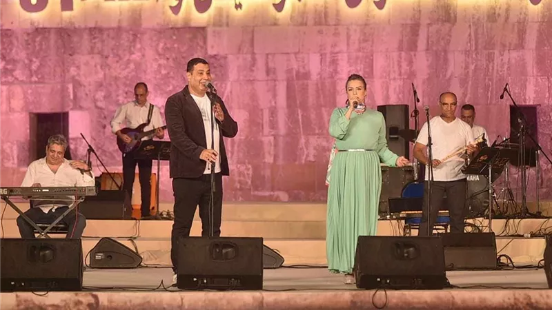 سيمون تشارك عاصم فوزي بـ أغنية 