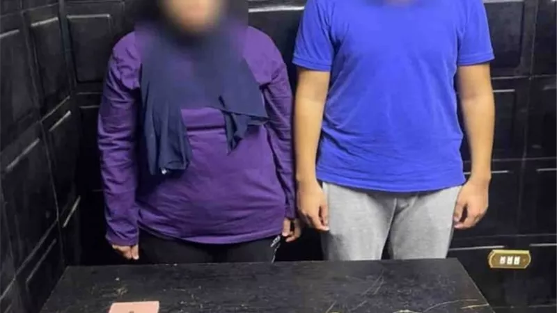 9 جنيه ذهب.. ضبط سيدة سرقت شقة في القاهرة