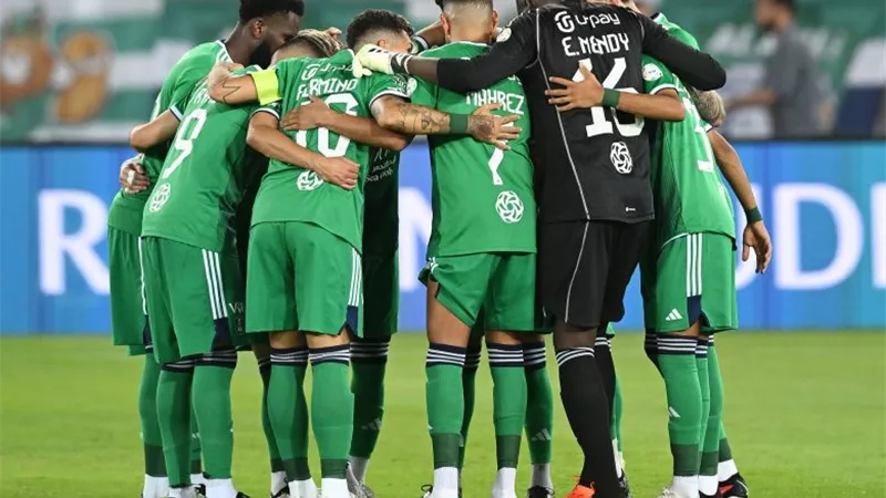 بقيادة محرز.. الأهلي يفوز على الطائي بثنائية في الدوري السعودي