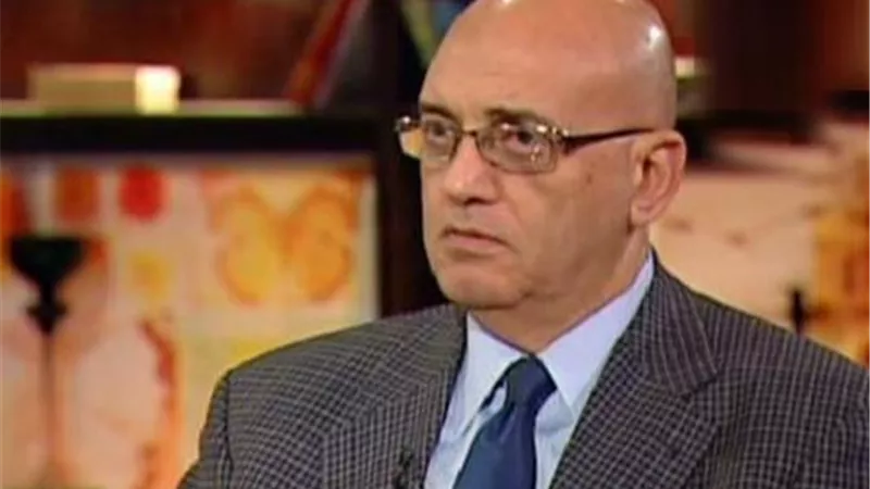 محمد سلماوي يكشف تفاصيل تلقيه خطابات تهديد بسبب مسرحية 