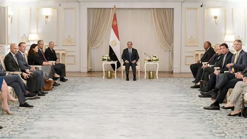الرئيس السيسي يلتقي وفداً من الحزبين الديمقراطي والجمهوري بالكونجرس