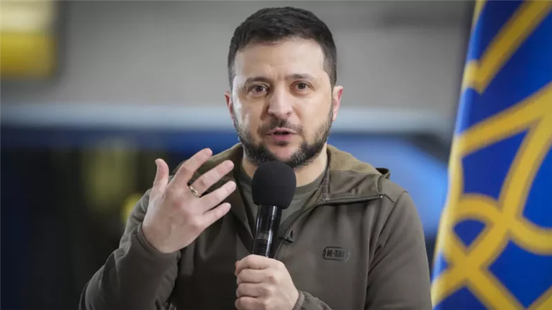 مستشار زيلينسكي: لا يمكن الحديث عن أي مفاوضات مع روسيا