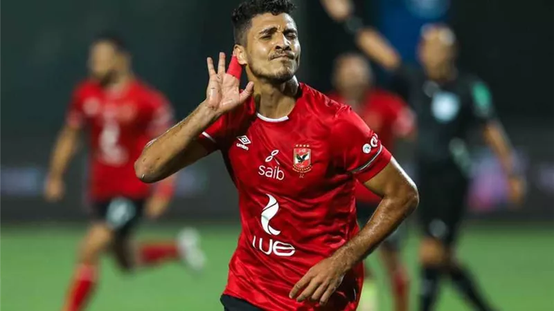 بعدرحيله عن الأهلي .. رابطة الأندية تعلن محمد شريف كأفضل مهاجم