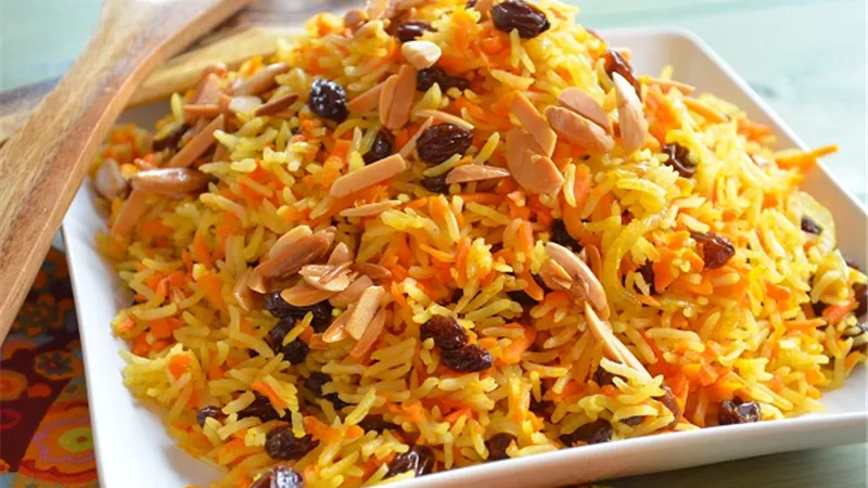 أفضل طريقة لعمل طبق الأرز البسمتي على أصوله.. اكتشفيها الآن