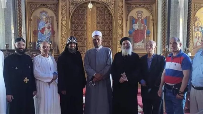 خريجي الأزهر بالمنيا في زيارة لدير أبا فانا بقصر هور مركز ملوي