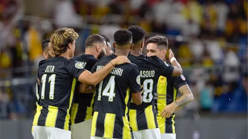 اتحاد جدة يستضيف الهلال فى كلاسيكو ناري بالدوري السعودي الليلة