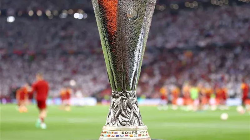 قرعة الدوري الأوروبي .. ليفربول في مجموعة سهلة